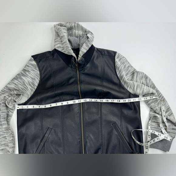 Torrid Faux Leather Motorcycle Hooded Bomber Jacket Size 10 M/L - Picture 11 of 13